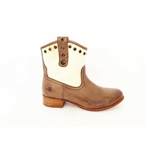 frye white ankle boots