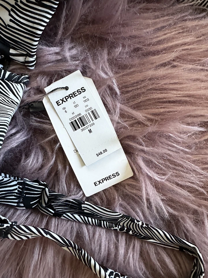 Top e inferior de natación Express para mujer contorno corporal balconette estampado talla M Foto 3 de 4