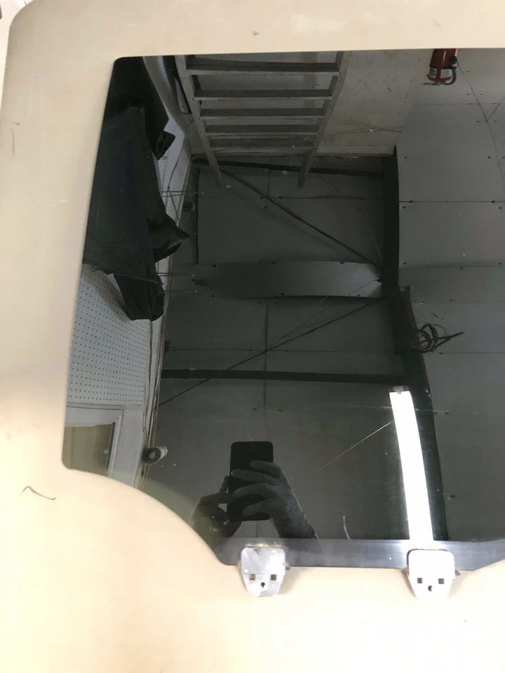 Оригинальное заднее правое стекло для двери под правую руку Buick Enclave 2008-2017 годов выпуска - Изображение 2 из 3