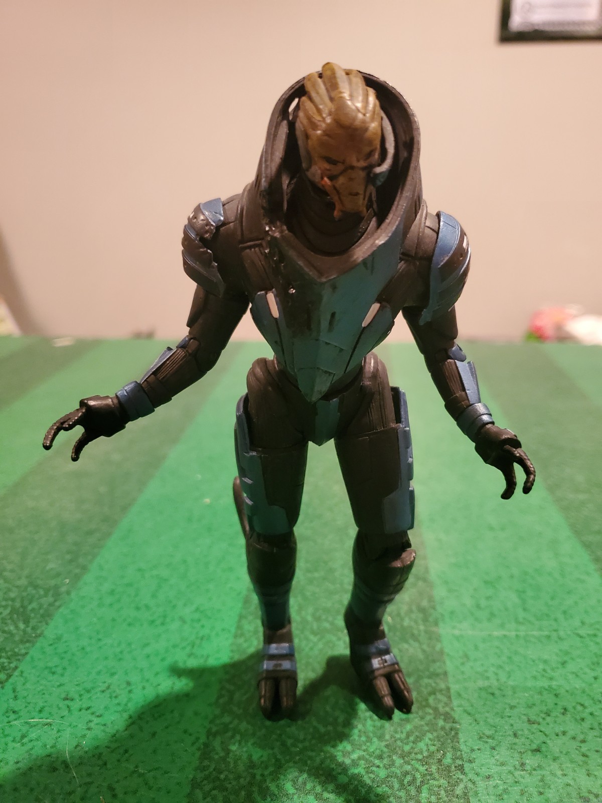 Mass Effect 3 Series 2 Garrus Vakarian Collector Action Figure BioWare EA