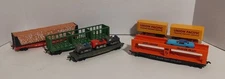 HO Scale Rolling Stock Lot Of 5 Misc Cars
