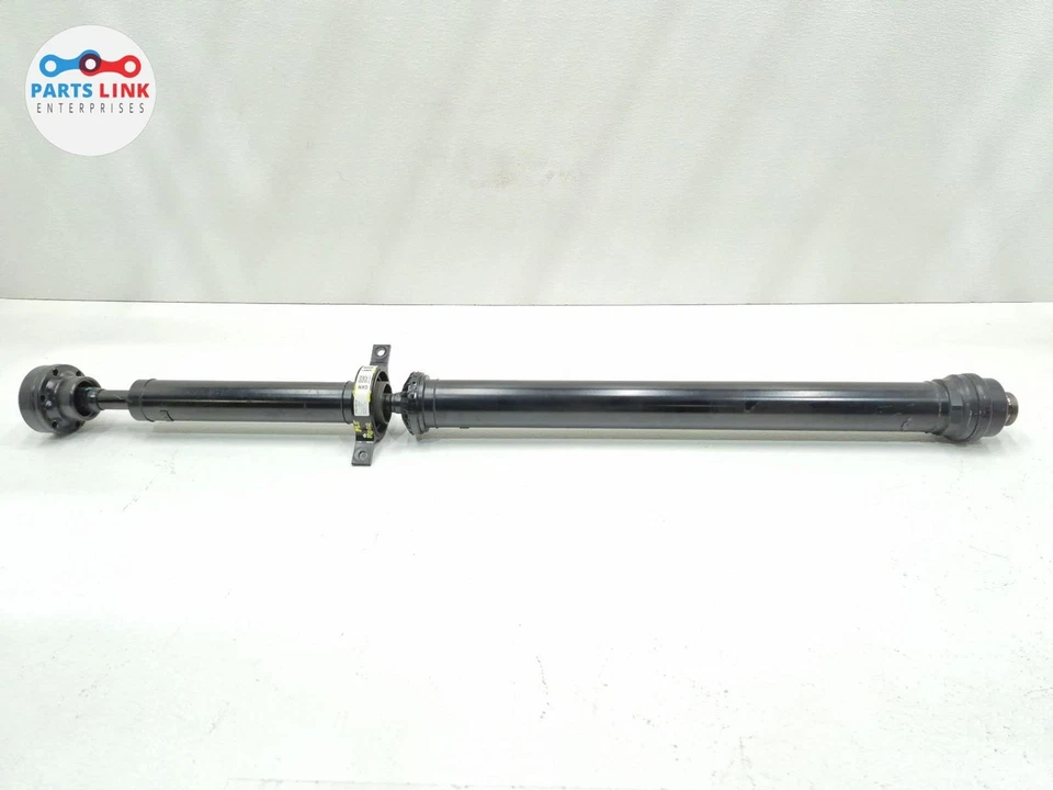 2020-24 Land Rover Defender 110 Rear Prop Drive Shaft Cardan Driveshaft 3.0L - Image 2 of 4
