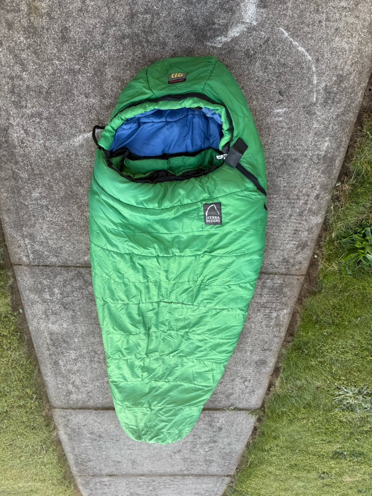 Sierra Designs Joan of Ark 0* Mummy 3D 78”x28” Sleeping Bag
Opens in a new window or tab