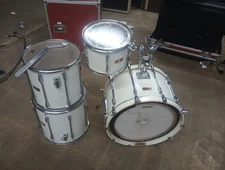 Yamaha Recording Custom 4 pc kit white