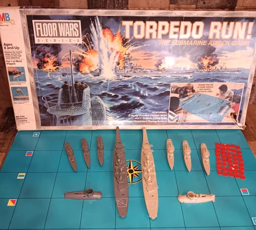 Vintage Milton Bradley 1986 Torpedo Run Floor Wars Complete w/Box Please Read