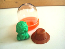 Vtg  Gumball Charm Cracker Jack  60's HK "CAT WITH A HAT" Vending Machine Prize