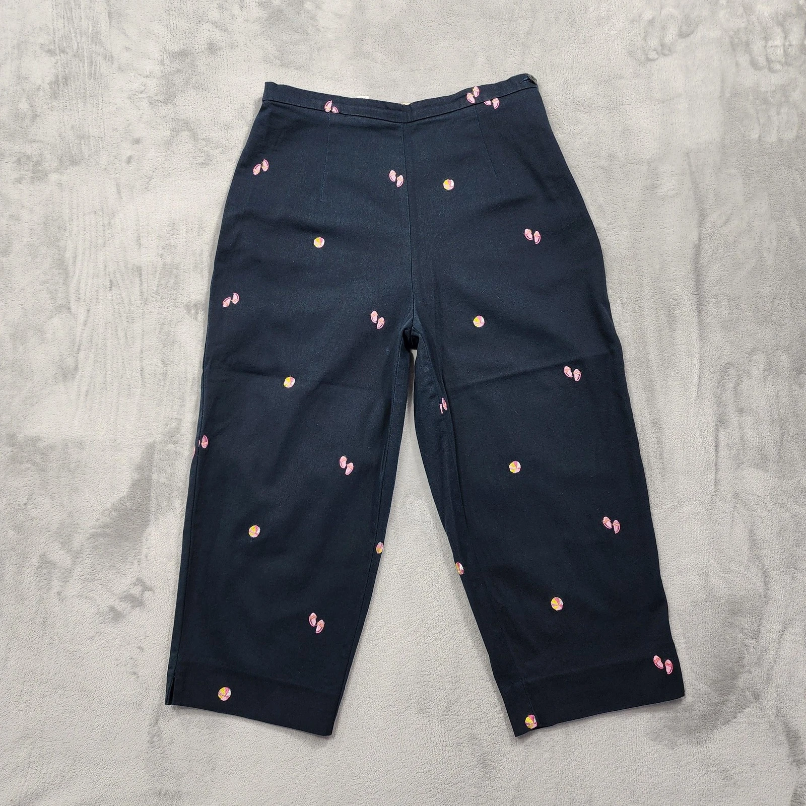 Vintage BRIGGS Casual Pants Womens S Blue Twill Capri Crop Beach Embroidered