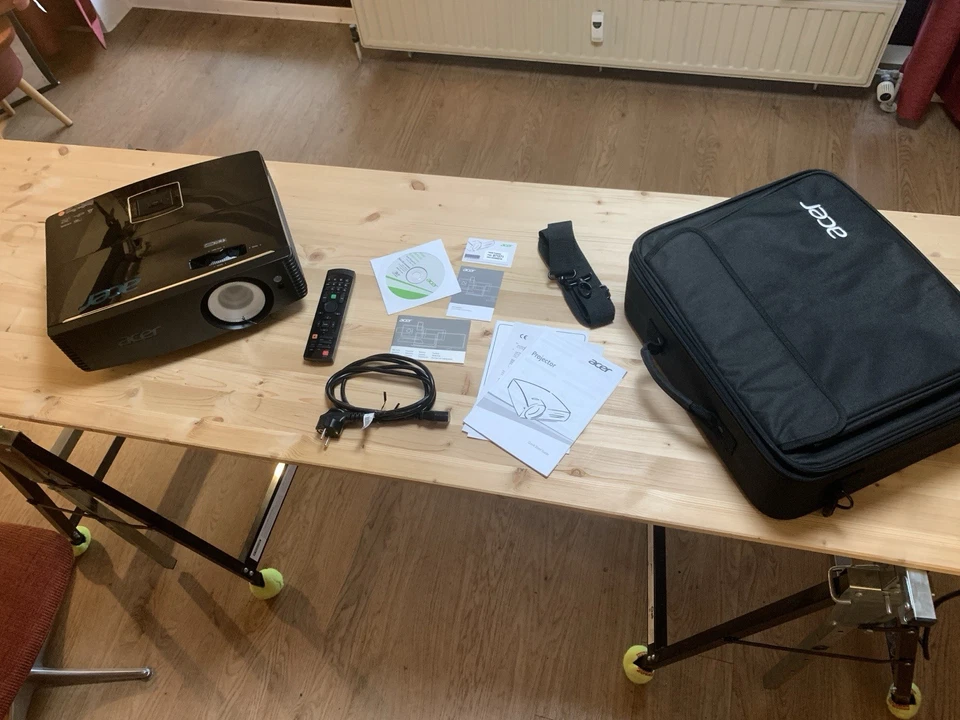 Acer P6200 Beamer 5000 Lumen 3D DLP Tageslicht-Projektor XGA 1024x768 Pixel - Bild 2 von 4