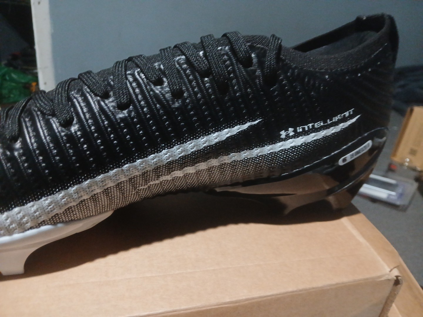 Under Armour Blur Pro Football Cleats Black/SilverGray 3028220-003 Men's size 14 thumbnail 3