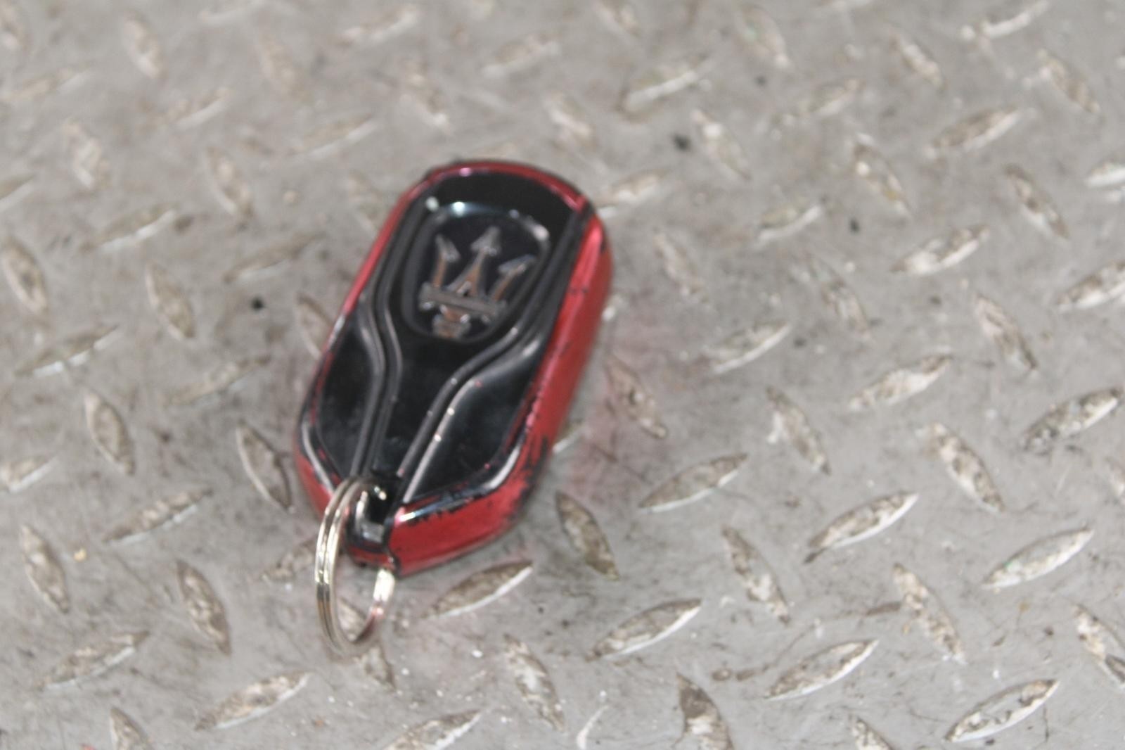 Maserati Ghibli 2014-2020 Key fob Red