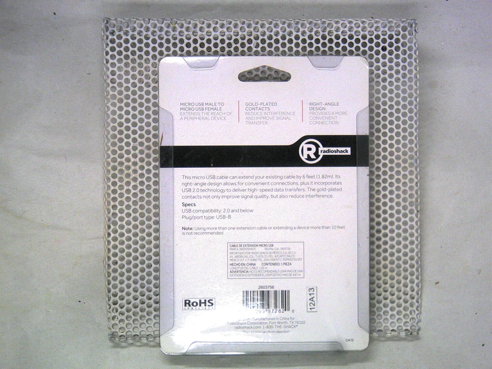 RadioShack 6 foot Micro USB Extension Cable - Male to Female 2603756 - Image 2 of 2