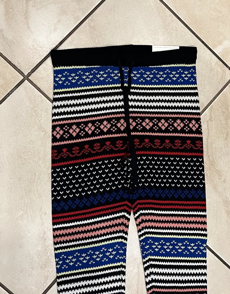 New Women’s American Eagle Multicolor Sweater Leggings Knit Pants Size  Medium