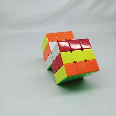 Siamese Twist Cube Consecutive Magic Puzzle Toys Limited Rotation Brain Teasers