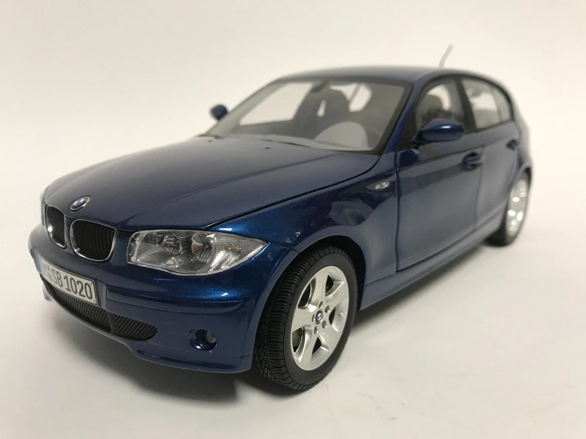 KYOSHO 1:18 BMW 1 SERIES 120i HATCHBACK DIECAST DEALER CAR MODEL Rare Blue!