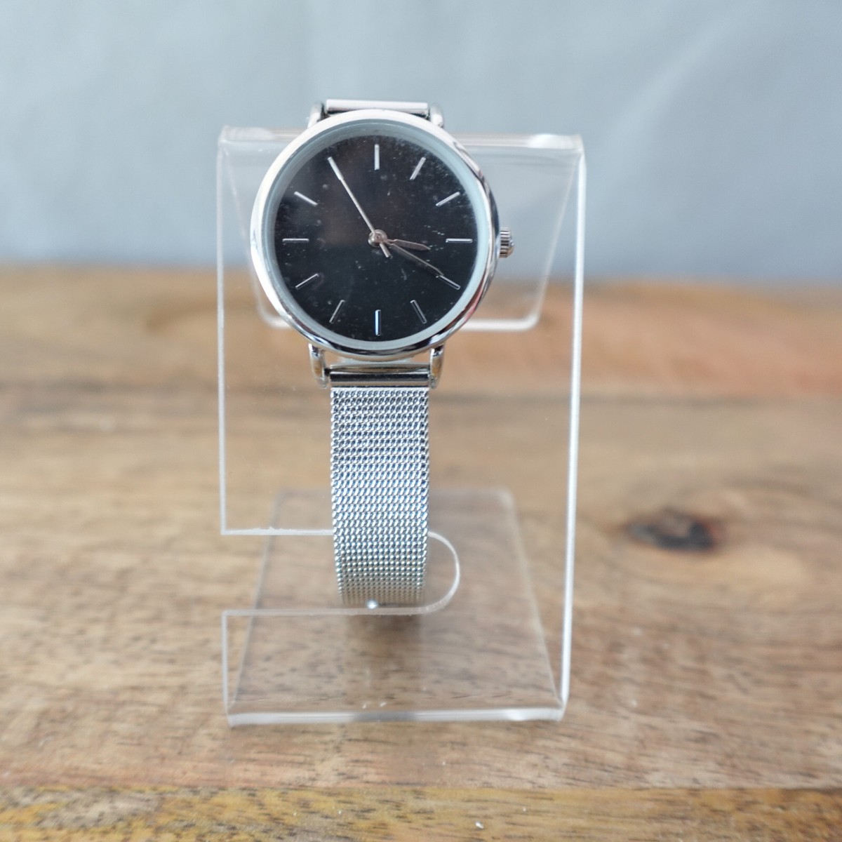 Womans Watch Black Dial Round 28mm Silver Tone Case Mesh 