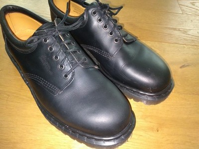 Dr Martens (UK 12), Derby, Schwarz, Made in England, 90er Jahre, wie neu