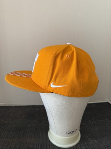 Rare Nike True Tennessee Volunteers Nike Swoosh SnapBack Hat - Picture 8 of 14