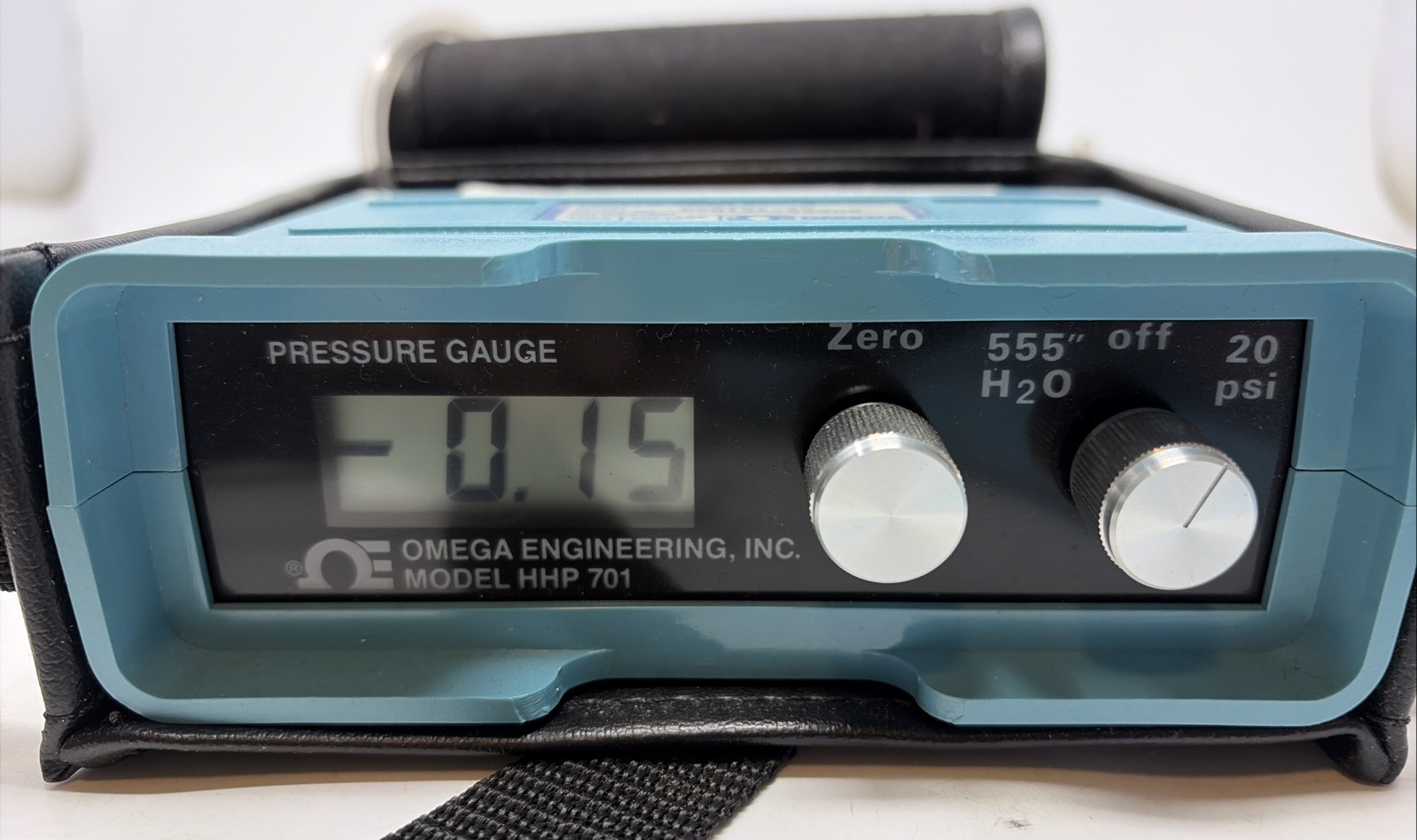 Omega PRESSURE Guage HHP 701 55" H2O / 2 psi - With Cover - Works