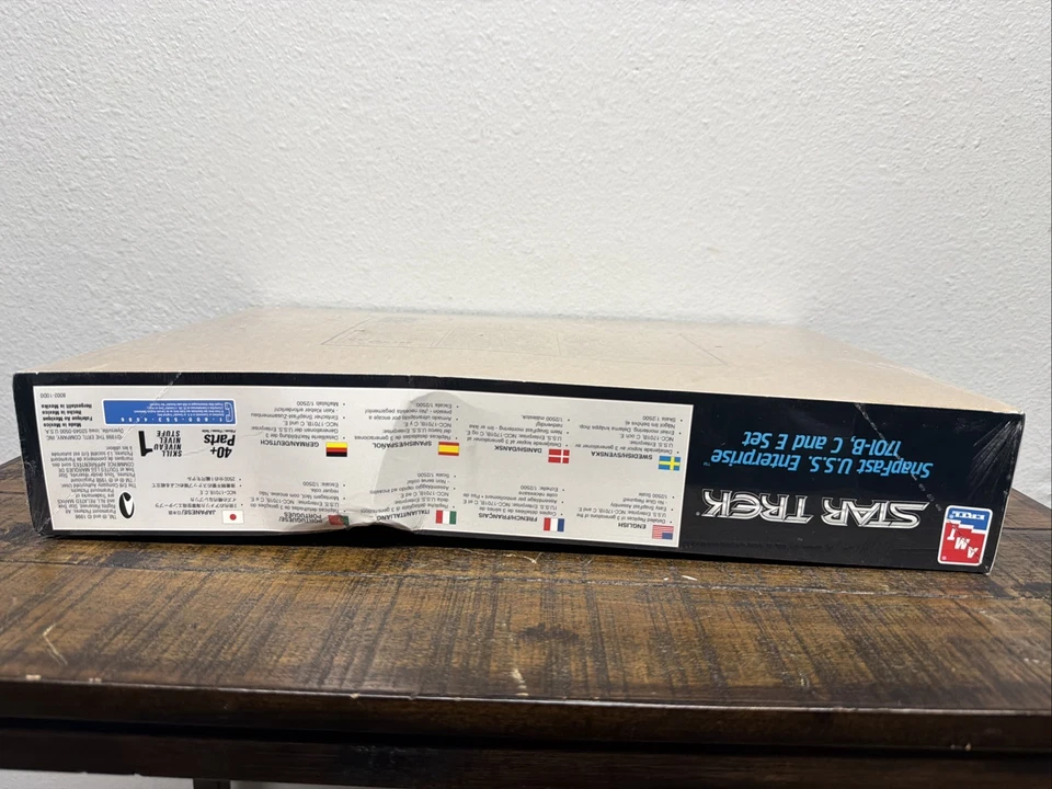AMT/ERTL Star Trek Snapfast USS Enterprise 1701-B, C and E Set Model SEALED NEW - Image 2 of 4