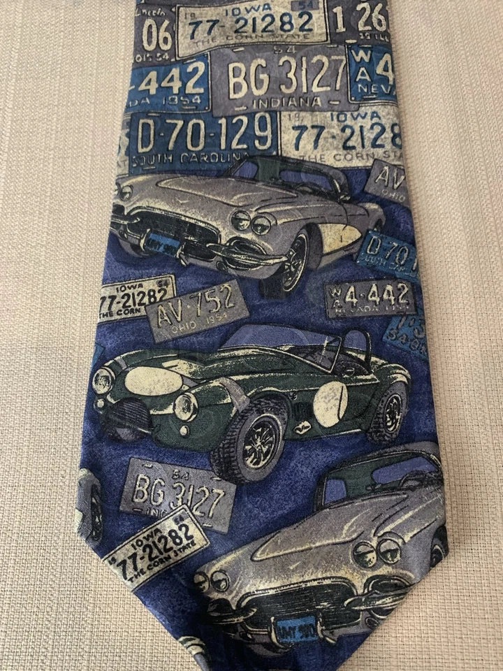 Corbata de coche vintage para hombre placas de matrícula corbata clásica Guess de George Marciano Foto 2 de 4