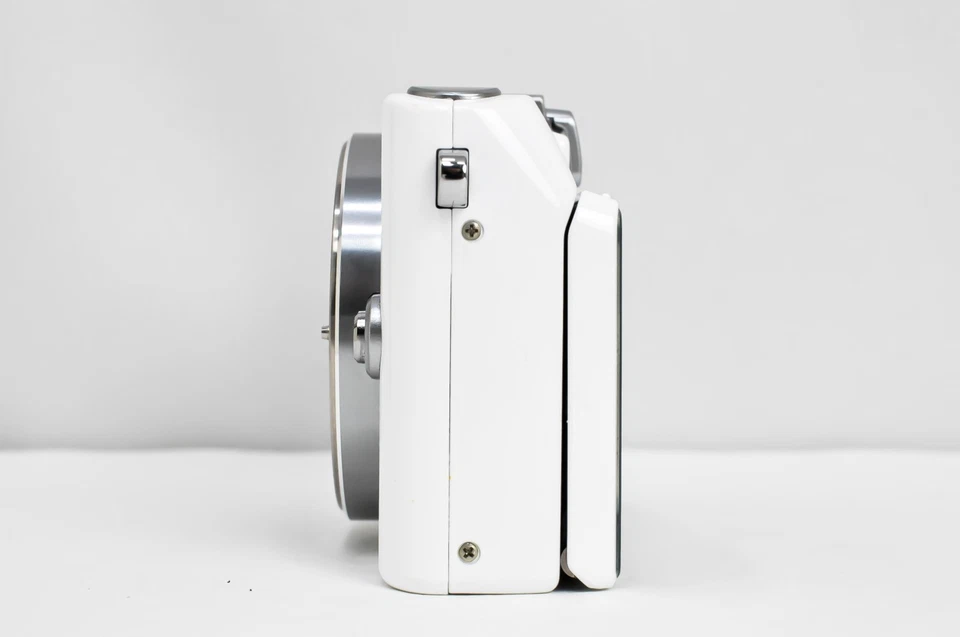 Olympus E-PL3 PEN Lite Micro Four Thirds (MFT) Mirrorless Camera Body Only - Image 4 of 4