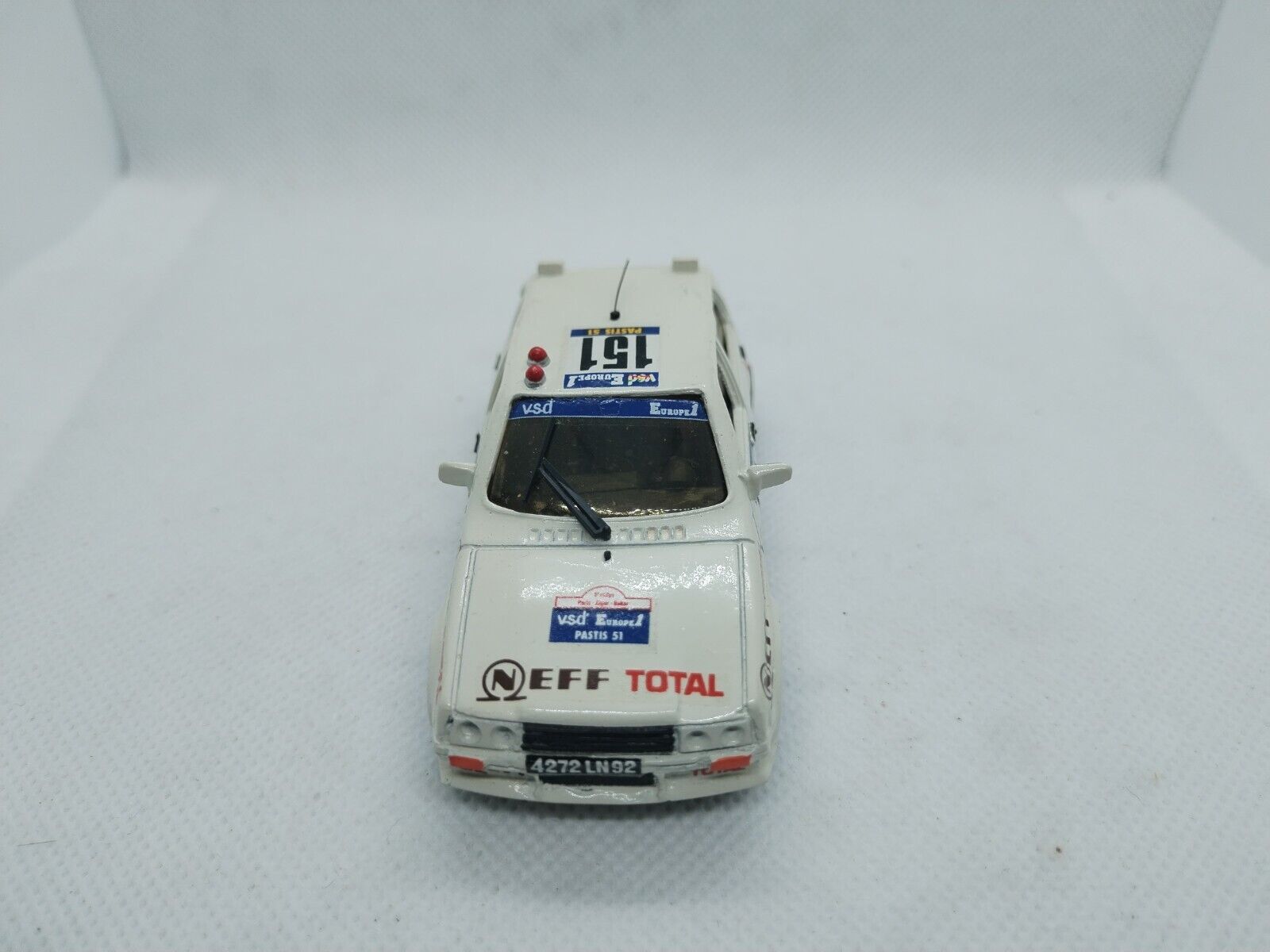 Foto 16 di 18