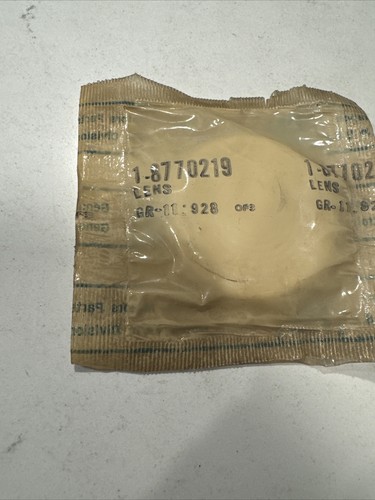 NOS New GM 8770219 69-74 Chevrolet Pontiac Buick Oldsmobile Rear Dome Lamp Lens - Picture 3 of 3