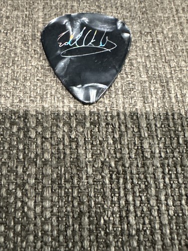 Van Halen 2004 All Acess Lanyard Eddie Van Halen & Sammy Guitar Picks **Read** - Picture 12 of 16