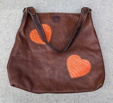 Liz Cox brown genuine leather shoulder bag. 36x35.5x7cm.
