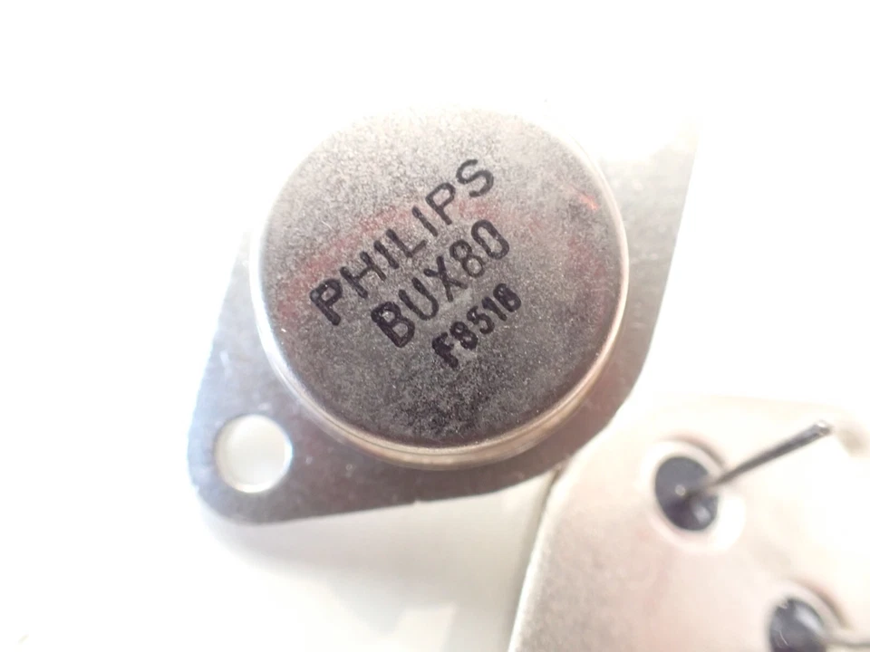 PHILIPS HIGH VOLTAGE POWER TRANSISTOR 2x BUX80 10 Amp 400 volt 100 watt NPN TO3 - Image 2 of 4