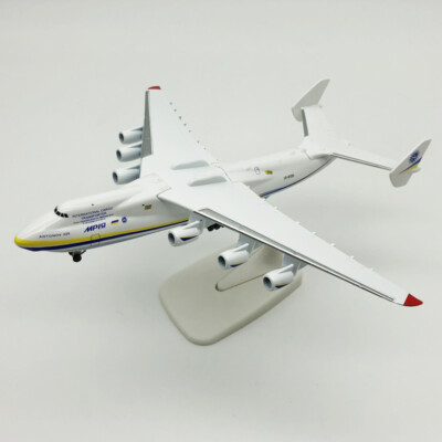 20CM An 225  transport aircraft model Antonov alloy solid aircraft ornaments hot
