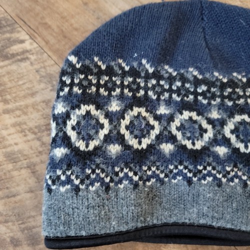 Men And Women's Thick Blue, White And Grey Beanie Acrylic Wool Hat - Picture 4 of 24