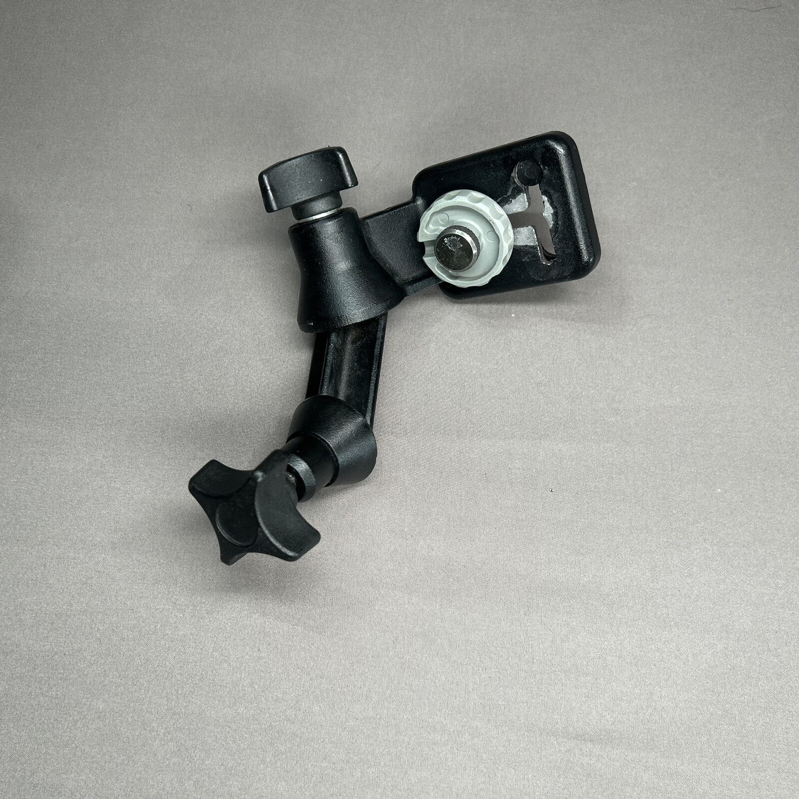 Bogen Manfrotto 3025 3-Way Pan Tilt 3D Tripod Head