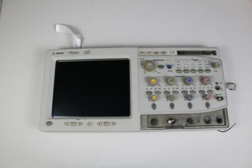 Osciloscopio digital Agilent 54845A 1,5 GHz 8 GSa/s Infiniium panel facial frontal - Imagen 2 de 6