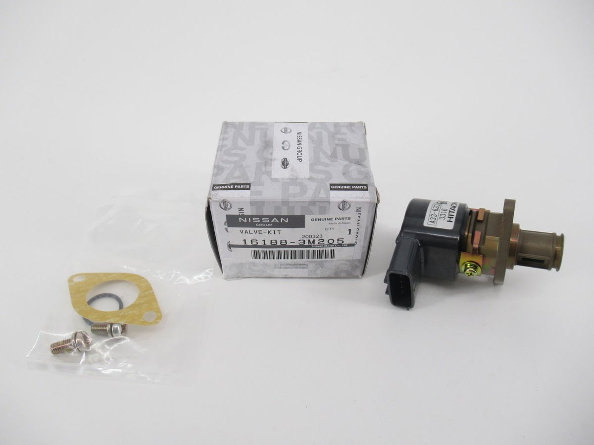 Genuine OEM Nissan 16188-3M205 IAC Idle Air Control Valve 1996-99