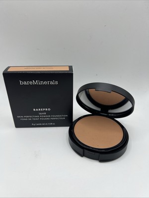 BareMinerals- Barepro 16hr Skin-Perfecting Powder Foundation- #40 Med Deep Cool