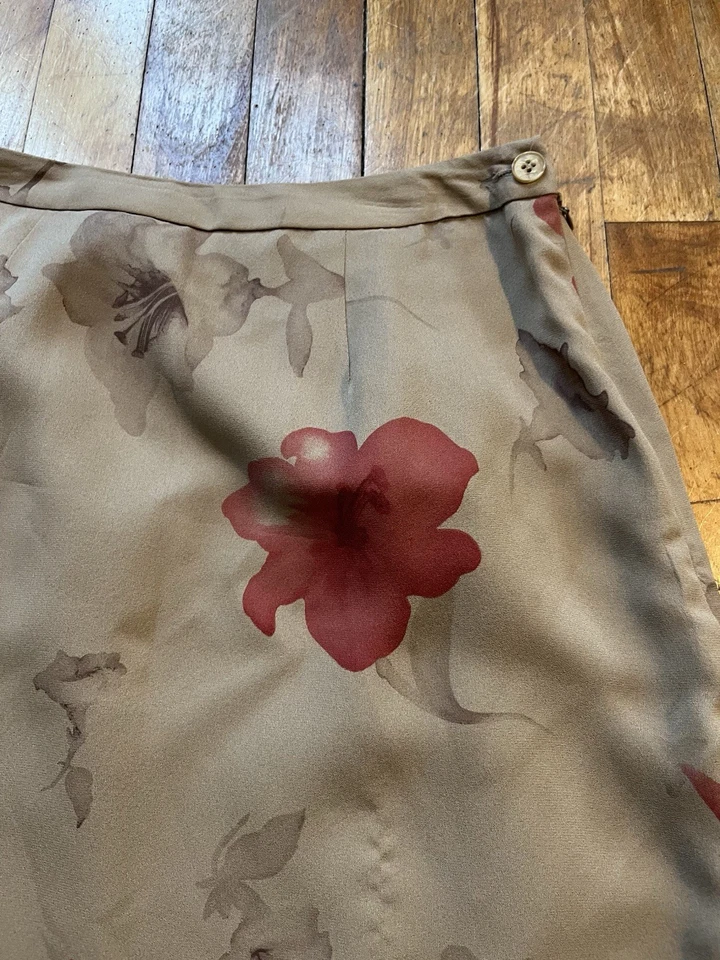 Юбка-карандаш Jones New York цветочный узор 100% шелк красная и бежевая женская размер 4 - Изображение 2 из 4