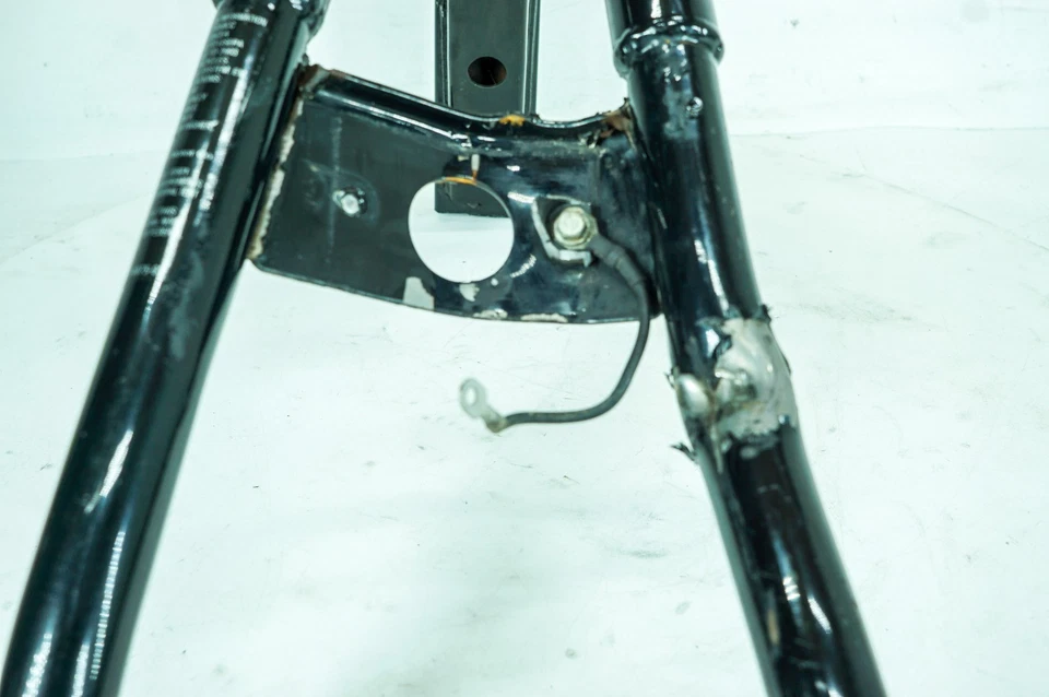 03 Harley Dyna Super Glide Porción Superior Marco Principal Cuello * DOBLADO * 28° SLVG 1350 Foto 3 de 4