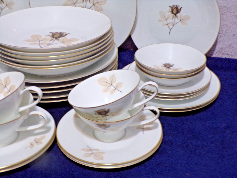 Rosenthal Roses Rosenthal Black Shodow Roses Dinnerware Set Service for 6, 42 Pieces ...