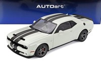AUTOart 1/18 Dodge Challenger SRT Super Stock Coupe 2023 Weiß 71766