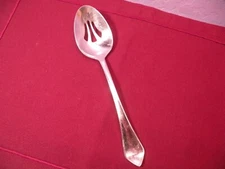 Reed & Barton BEAU VALLON Slotted Pierced Serving Spoon 8 7/8 GE3
