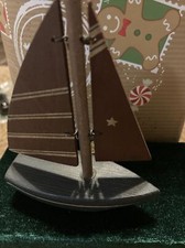 MINI WOOD SAILBOATS 3.75  H Navy Maroon Folk art Cottage Core Cute