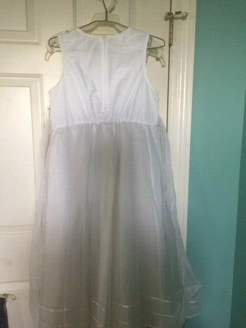 Girl's Formal/Dressy Occasion Dress Size 14 Bonnie Jean, White Communion/Wedding - Image 2 of 3