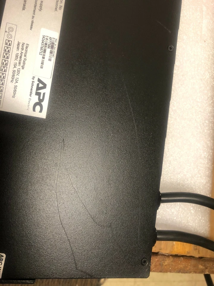 PRISTINE APC AP7750A Automatic Transfer Switch 10 Outlet 120V 12A 50/60Hz 12 Amp - Image 3 of 4