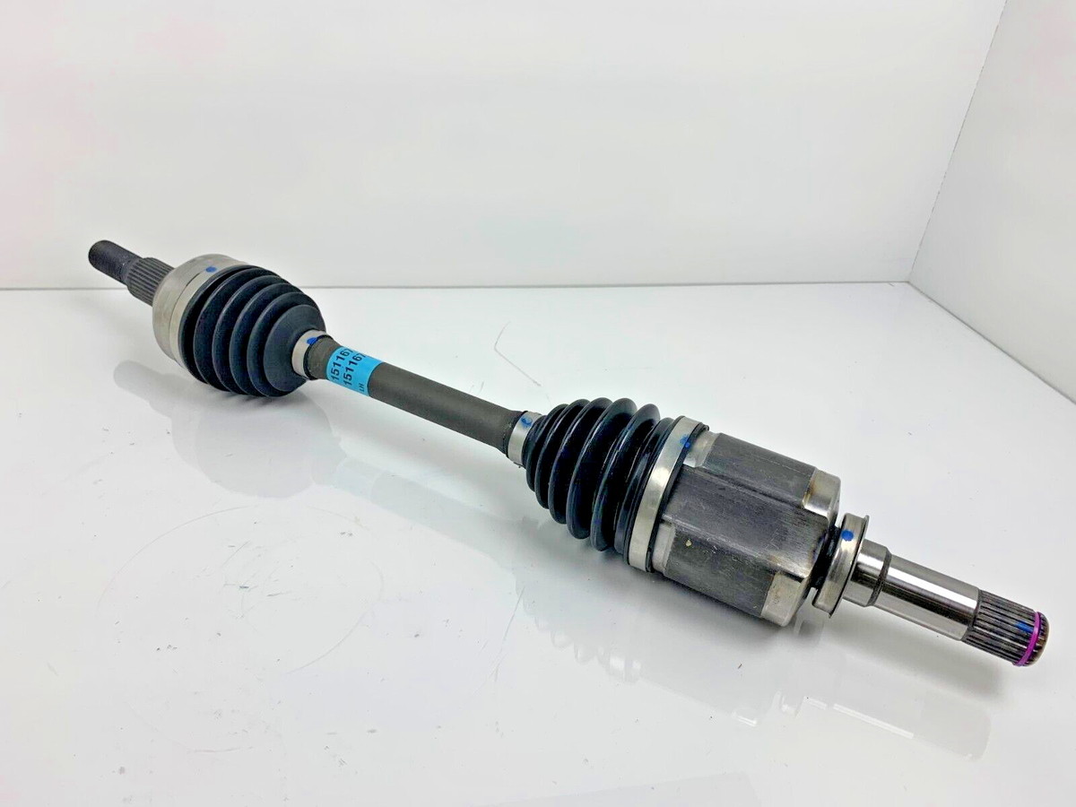 Genuine GM 15116786 Front Left Driver CV Axle 23231834 w