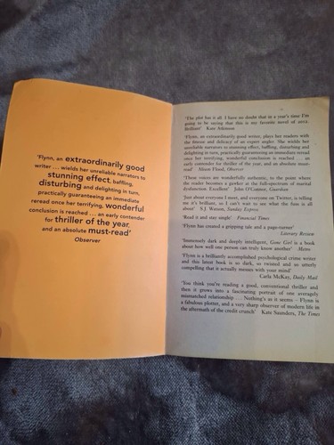 Gone Girl Gillian Flynn Taschenbuch - Bild 5 von 9