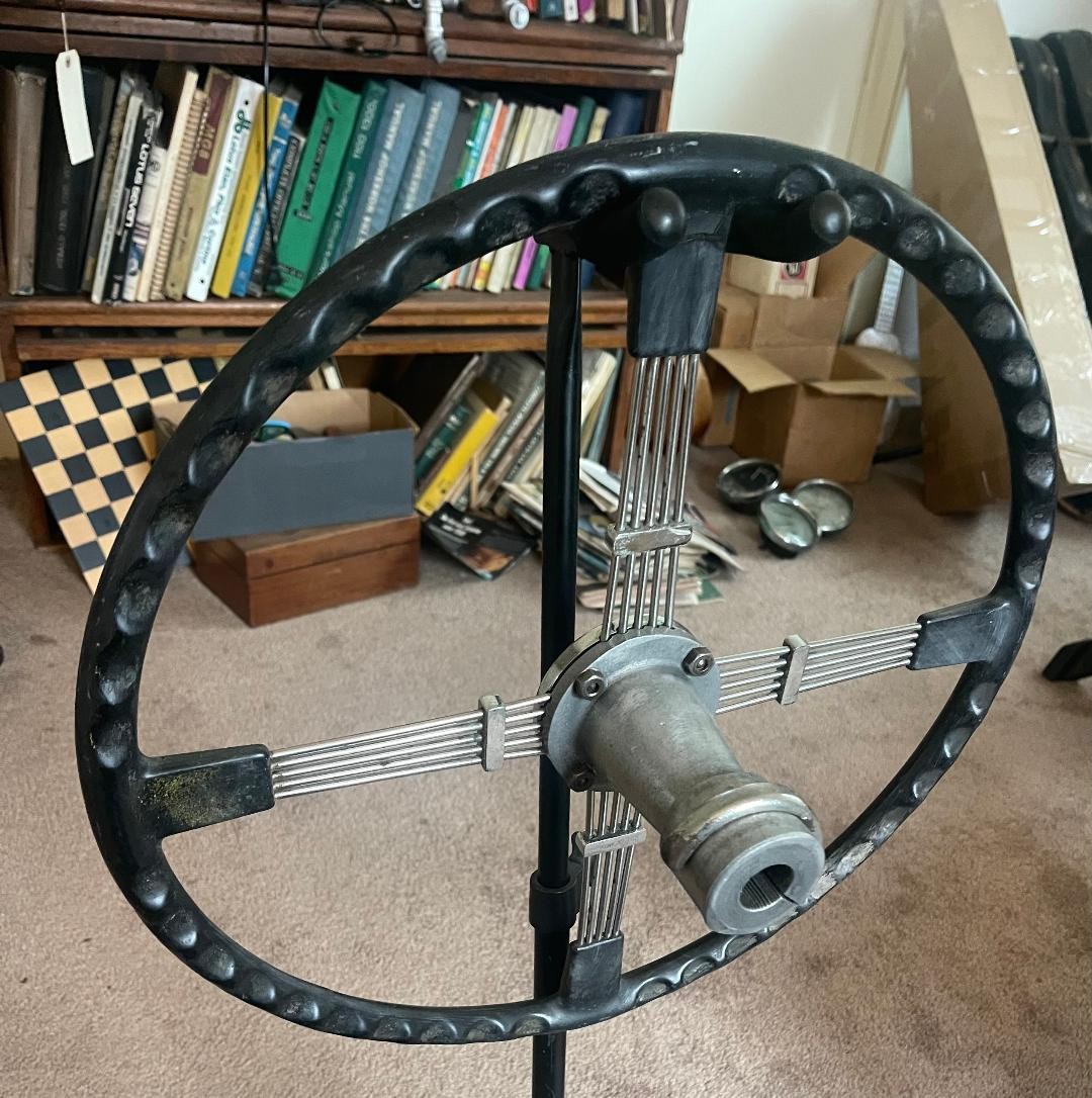 Brooklands racing screens.. OEM original.Excell. RARE..Jag XK120,, Bugatti, MGTC