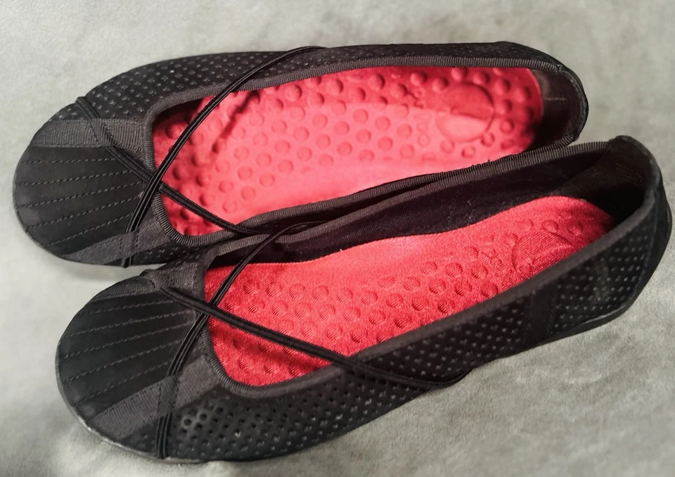 Privo Penny Ballet Pisos Para Mujer Cómodos Acolchados Sin Cordones Negros Talla 5M Foto 3 de 4