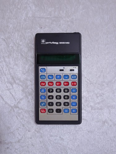 Quelle Privileg 858 MD Vintage Desktop Calculator - Picture 2 of 4