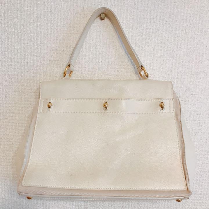 Borsa a mano Yves Saint Laurent M due tracolla pelle bianco sporco usata